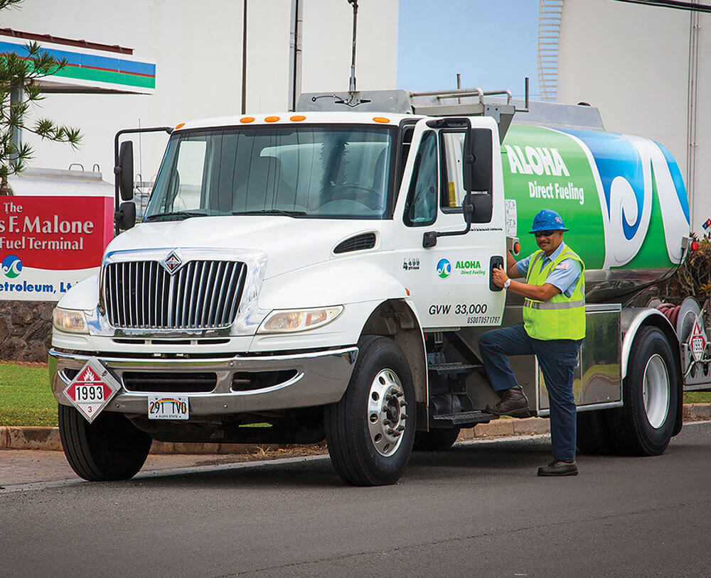 Aloha fuel truck with employee